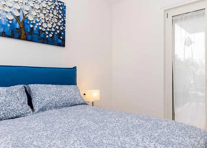 게스트하우스 Harmony Sorrento 4*